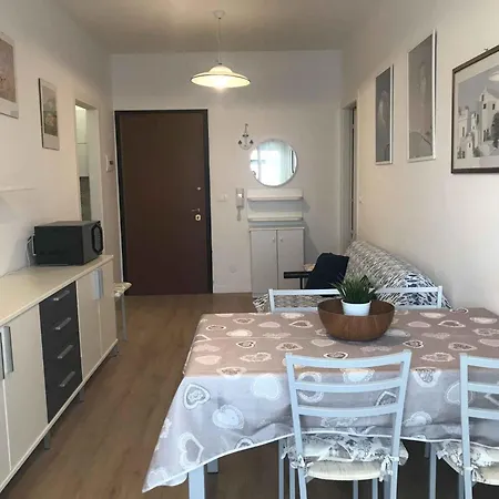 Studio In Lido Di Jesolo 24796 Appartamento